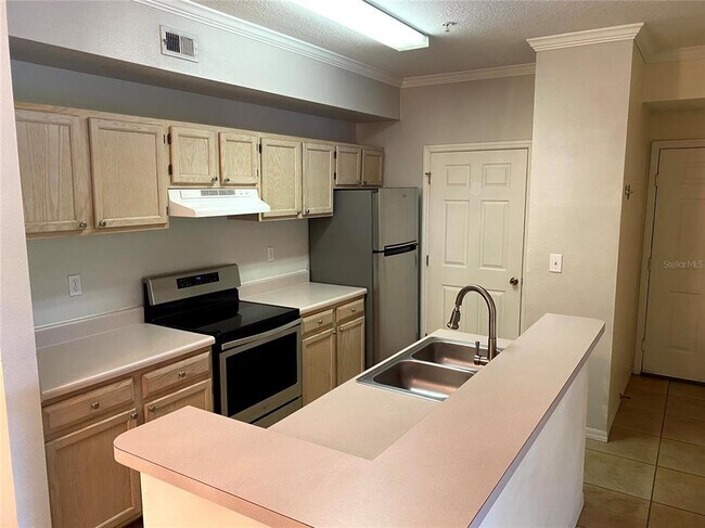 Photo - 5608 Pinnacle Heights Cir Unit 202