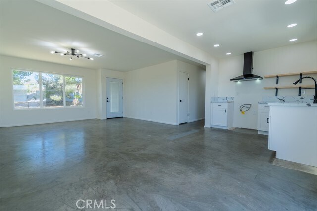Photo - 61638 La Jolla Dr