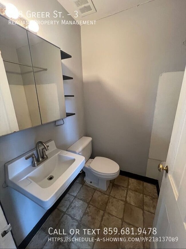 Photo - 828 Greer St Unit 3