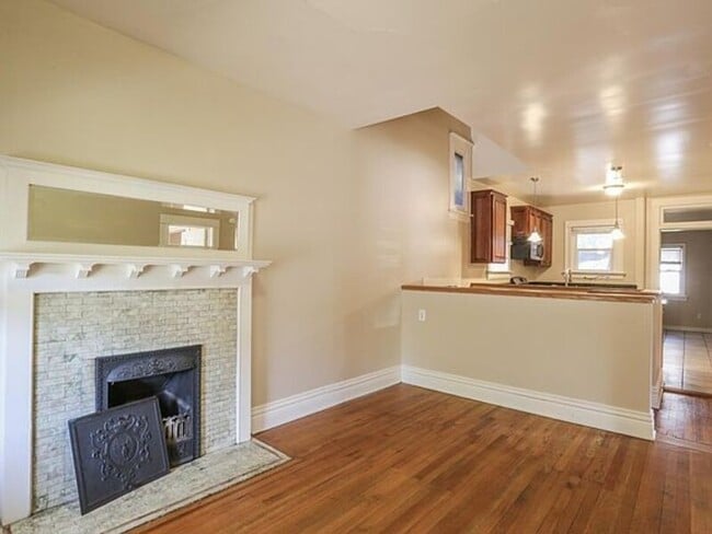Photo - 1200 Josephine St