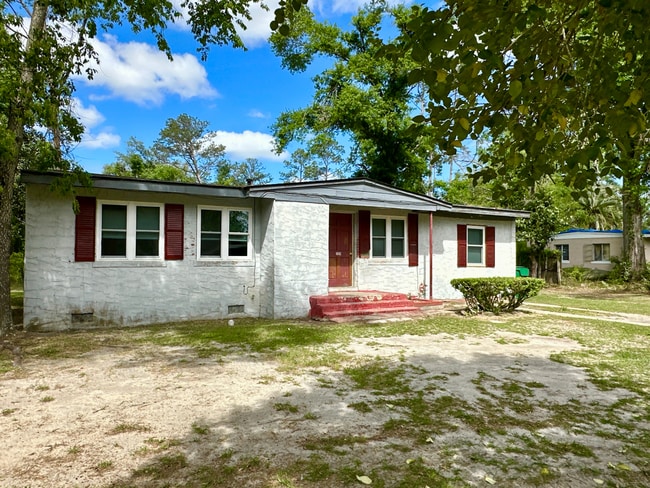 Photo - 2324 Sterling Pl