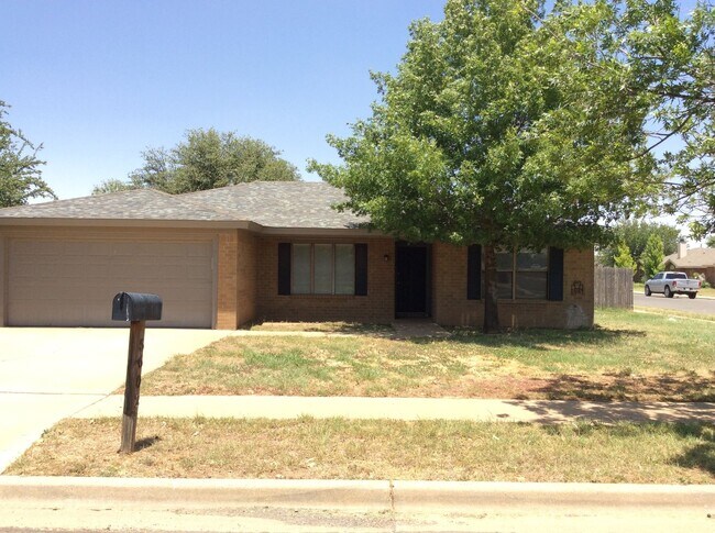 Photo - Beautiful 3/2/2 Home Available August!