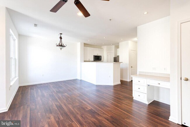 Photo - 400 Symphony Cir Unit 360C