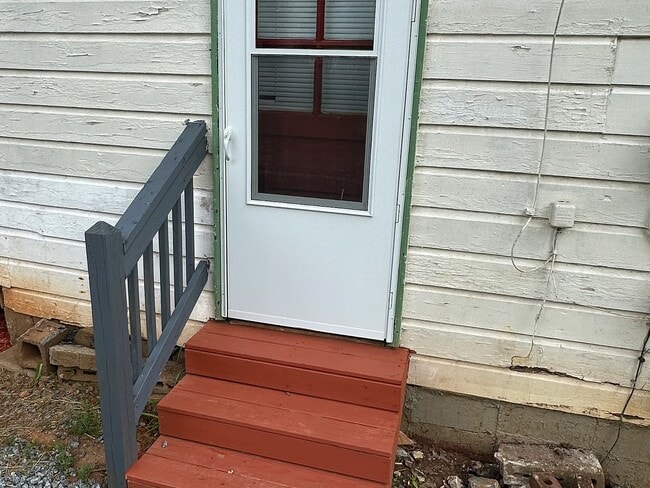Photo - 130 Shady Ln
