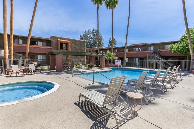 La Ventana Apartments