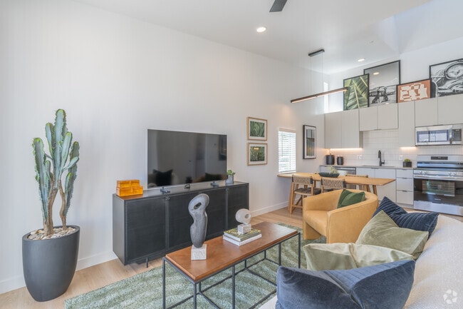 Waikiki - 1BR, 1BA - 624SF - Living Room