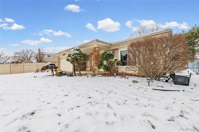 Photo - 39327 Timberlane Dr