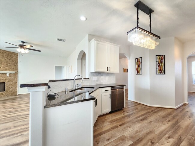 Building Photo - 21827 Sierra Long Dr Rental