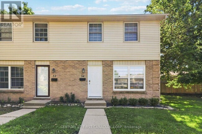 Photo - 1725 Ernest Ave