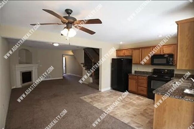 Photo - Spacious 3 Bedroom/2.5 Bath Townhome in Platte City-Available in JULY!!