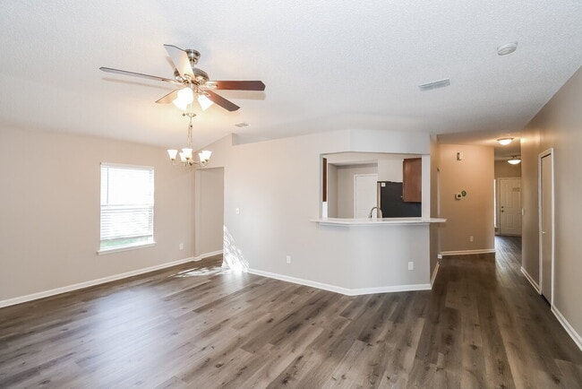 Photo - 1817 Penzance Pkwy