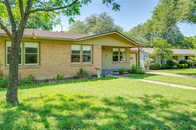 Photo - 8314 Polar Dr