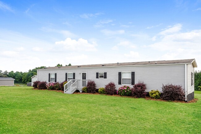 Photo - 106 Barkley Ln