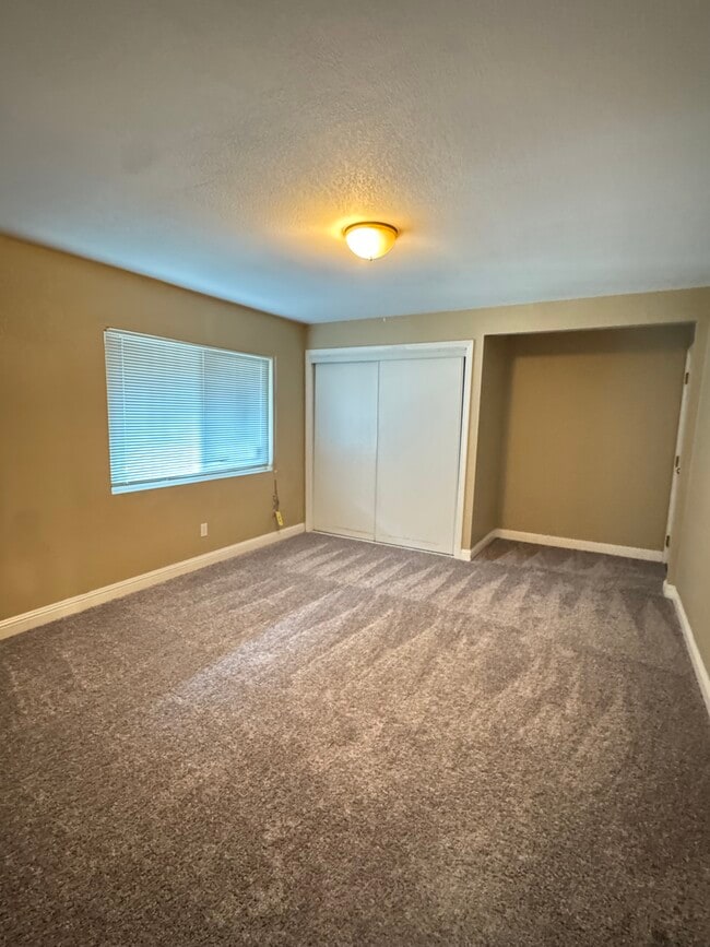 Photo - 611 Sheridan St Unit A,  A
