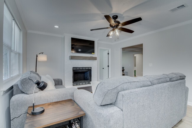 Photo - 4312 Windsor Spring Rd