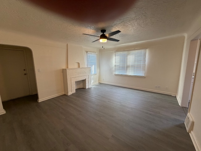 Photo - 820 Central Ave