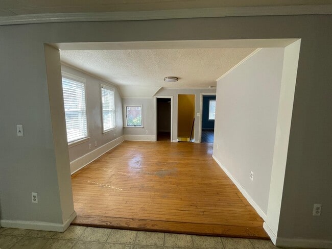 Photo - 71 Hickok St Apartment