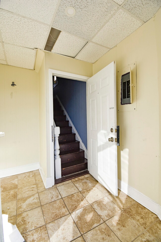 Photo - 3316 Perry St Unit 2