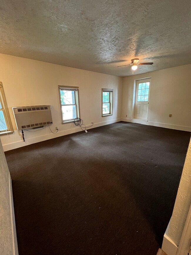 101 #3 Living Room - 101 Pleasant St Unit 3