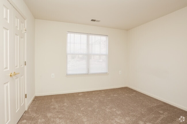 2BR, 2BA - 1,022SF - Alder