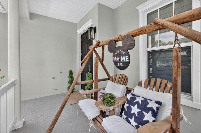 Photo - 10542 SW Westlawn Blvd