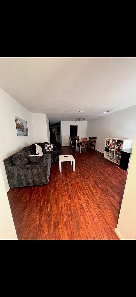 Photo - 356 Park Brook Dr