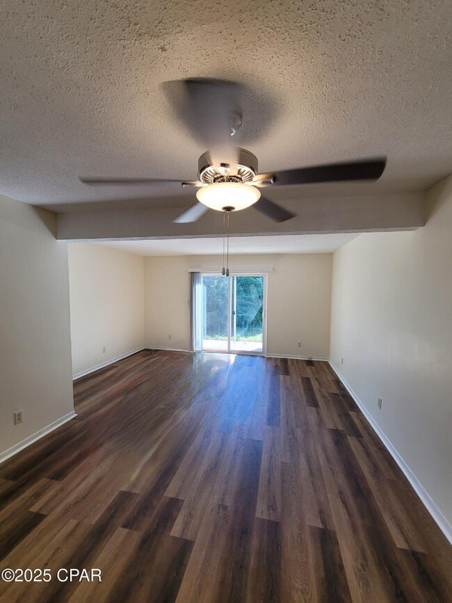 Photo - 1204 Drake Ave