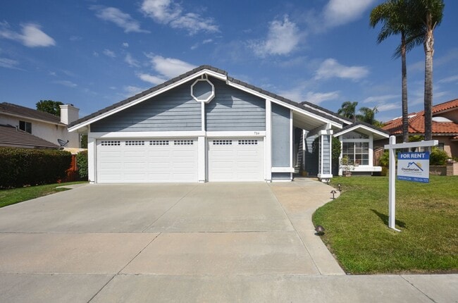Building Photo - Single Story Spacious Home in Oceanside with a three car garage!