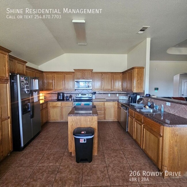 Photo - 206 Rowdy Dr