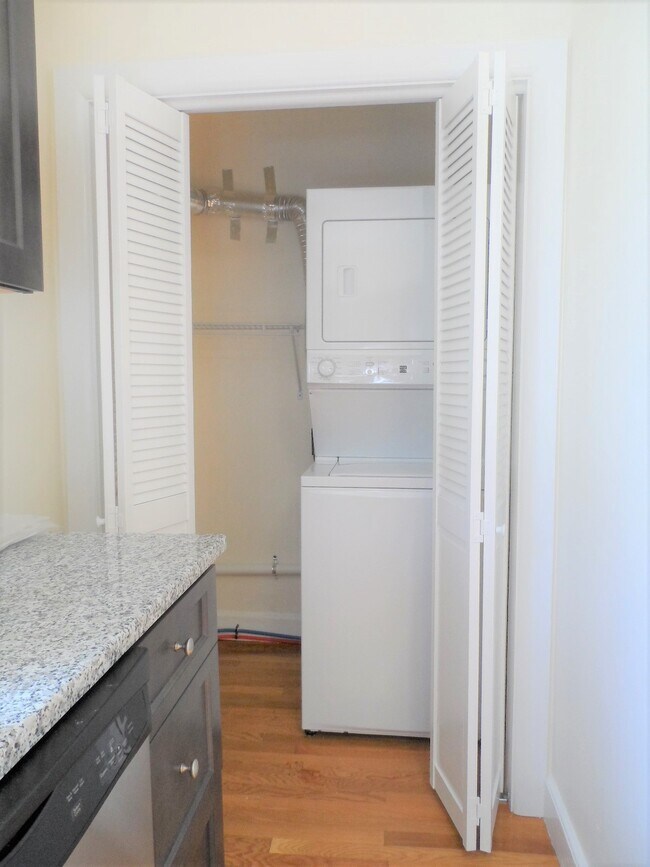 Photo - 313 Cardinal Medeiros Ave Unit 3
