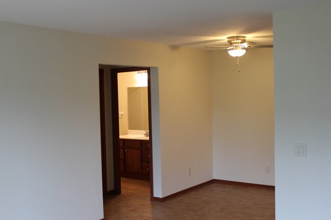 Photo - 201 Deer Valley Rd Unit 2