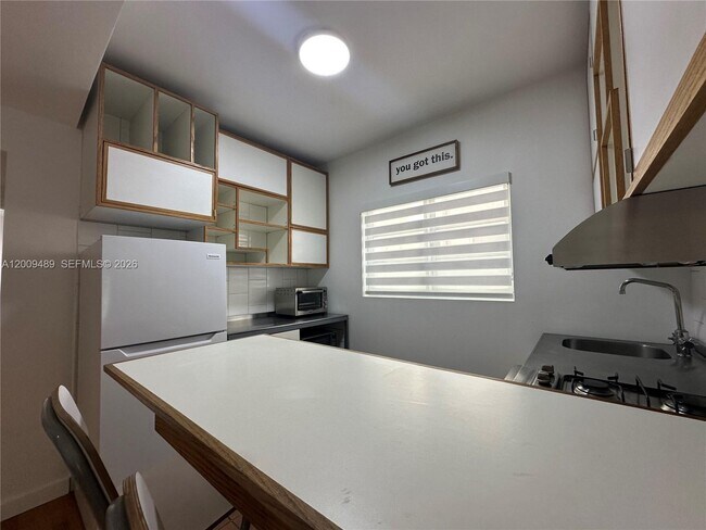 Photo - 920 Euclid Ave Unit 2