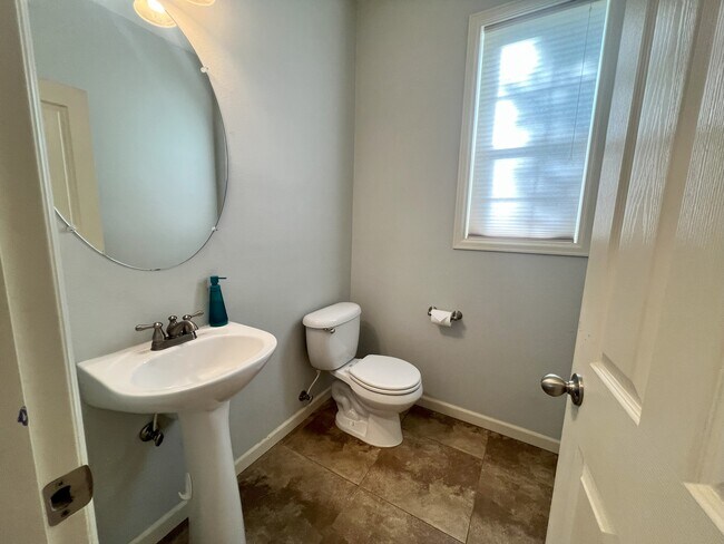 Photo - 3075 Flame Tree Ln NW