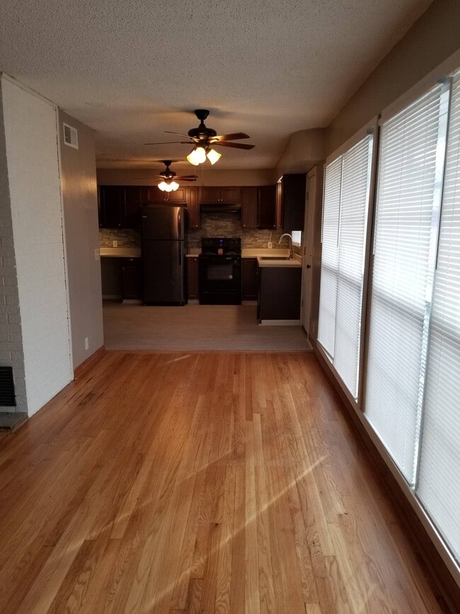 Photo - 3810 E Pawnee Ct