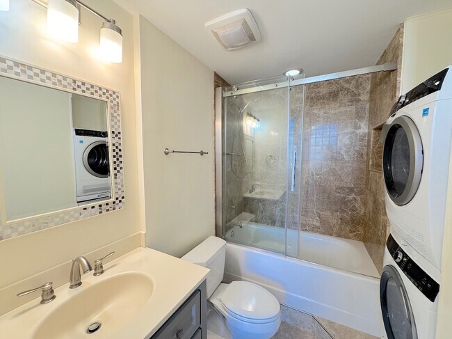 Photo - 321 Abercorn St