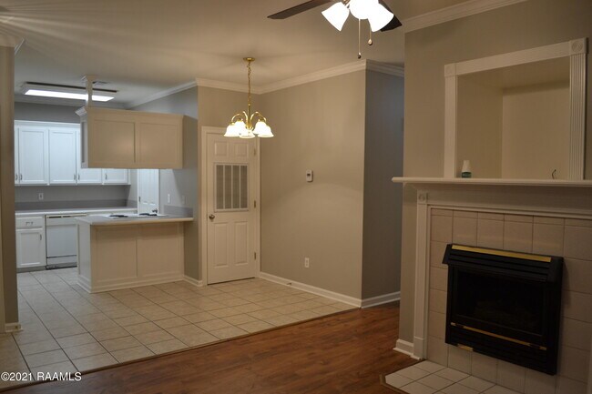 311 Artisan Rd Unit B