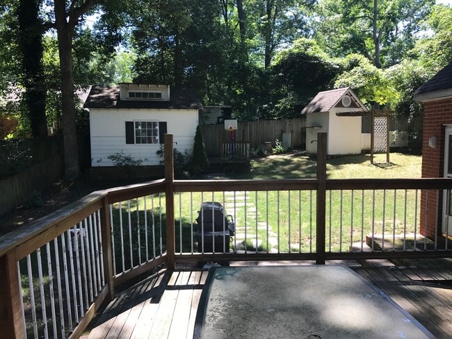 Photo - Beautiful 4bdrm/2.5 bath Cape-cod  located in the West End!