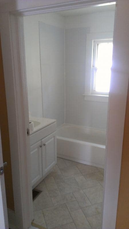 Photo - 305 Mountain View Dr NW