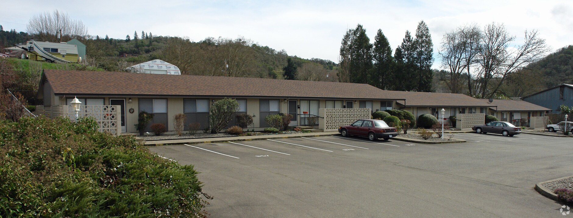 West Vue Court Apartments - West Vue Court Apartments