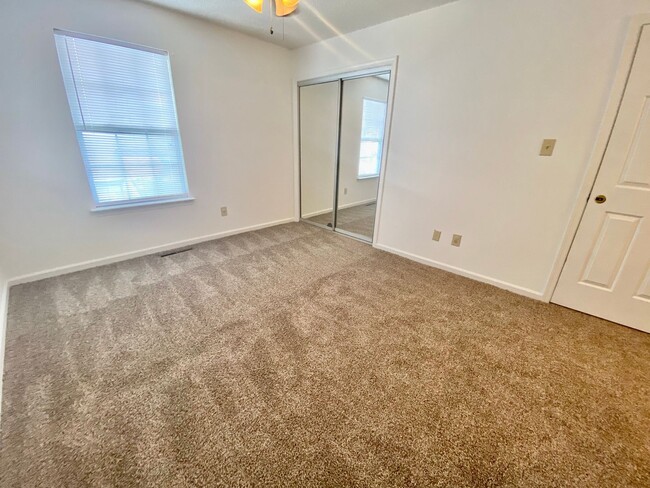 Updated Chimney Hill Condo Available 03-25... - Condo for Rent in ...