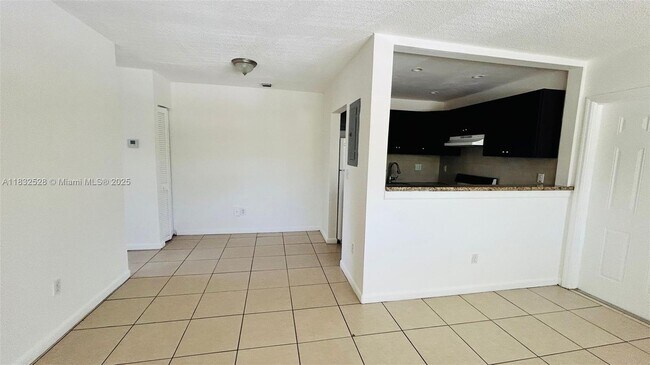 Photo - 2121 NE 168th St Apartment Unit 10