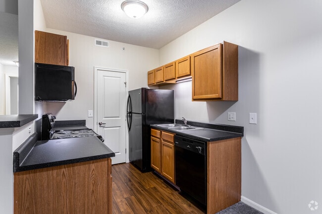 The Winchester: 2 Br, 1 Ba - 933 SF