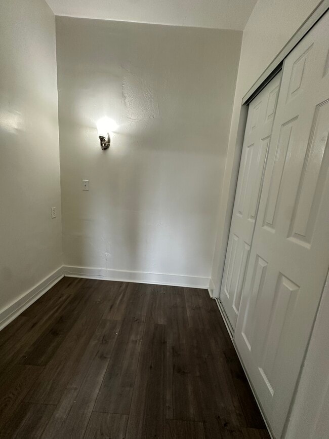 Photo - 236 S Coronado St