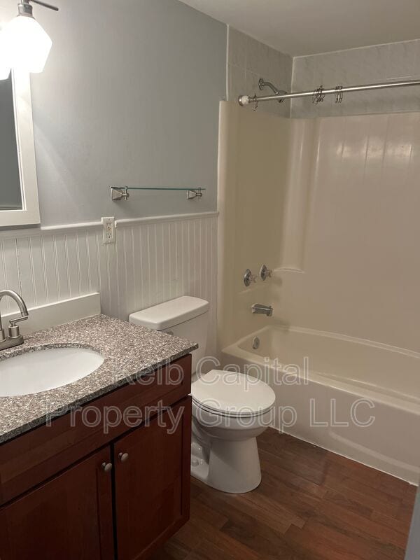 Photo - 90-92 Ford Street