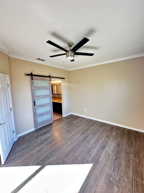 Photo - 2412 Seven Oaks Dr