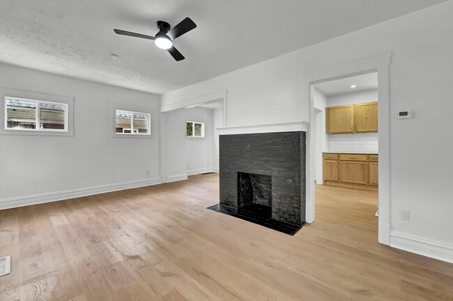 Photo - 1584 Hampton Rd