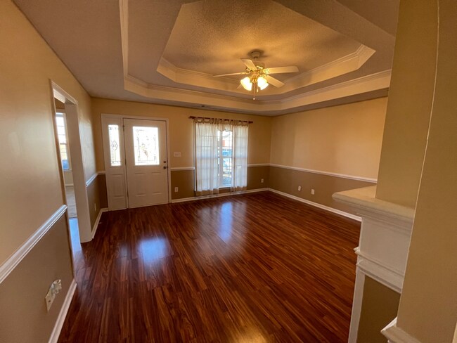 Photo - 120 Cedarland Dr