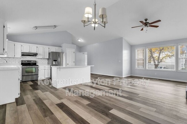 Photo - 2339 Lindsay Wood Ln