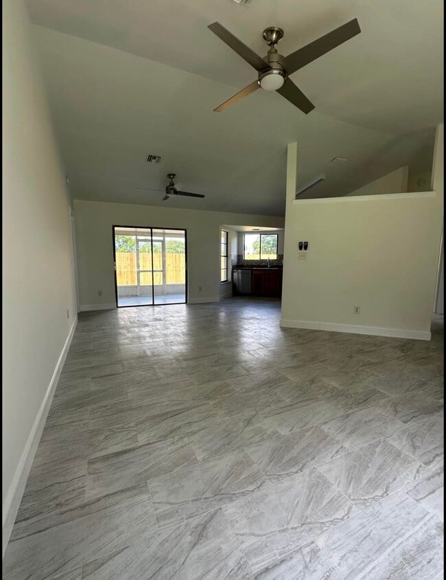 Photo - 1275 McDermott Ln