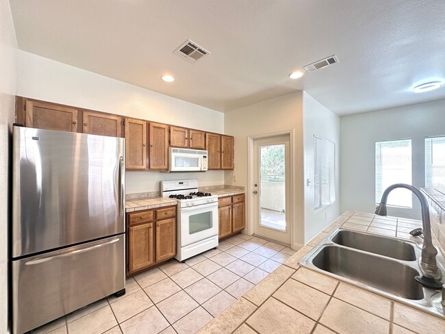 Photo - 1501 Cardinal Peak Ln